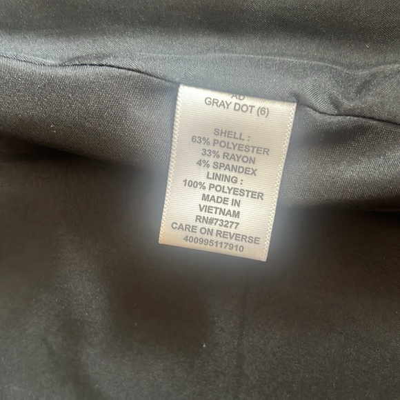 ELLE Women's Grey with Black Dot Size 6, 1 Button Blazer W Pockets - Picture 9 of 12